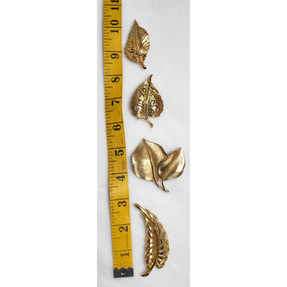 Vtg Brooch Lot Leaf Leaves Goldtone Signed Crown Trifari Kramer Gerrys Daria MCM - Picture 3 of 8